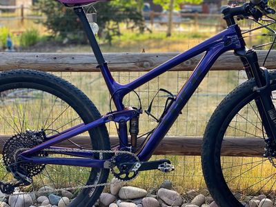 Trek Top Fuel Mountain Bike, size 18.5 (M/L)