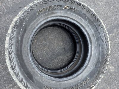 Pathfinder Sport SAT Tires - Used Set