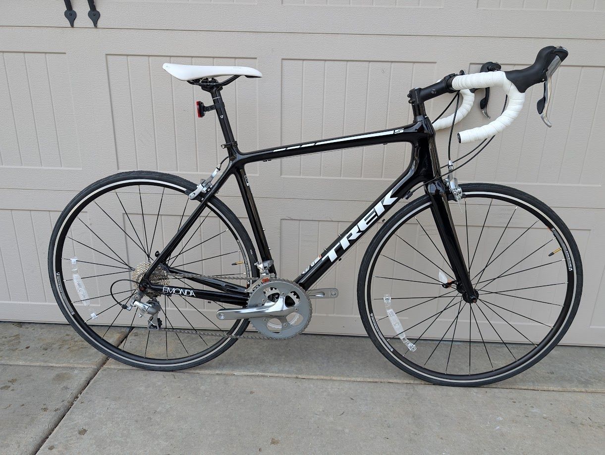 NOS Trek Emonda S5. Carbon frame, 20 spd, Size 56c