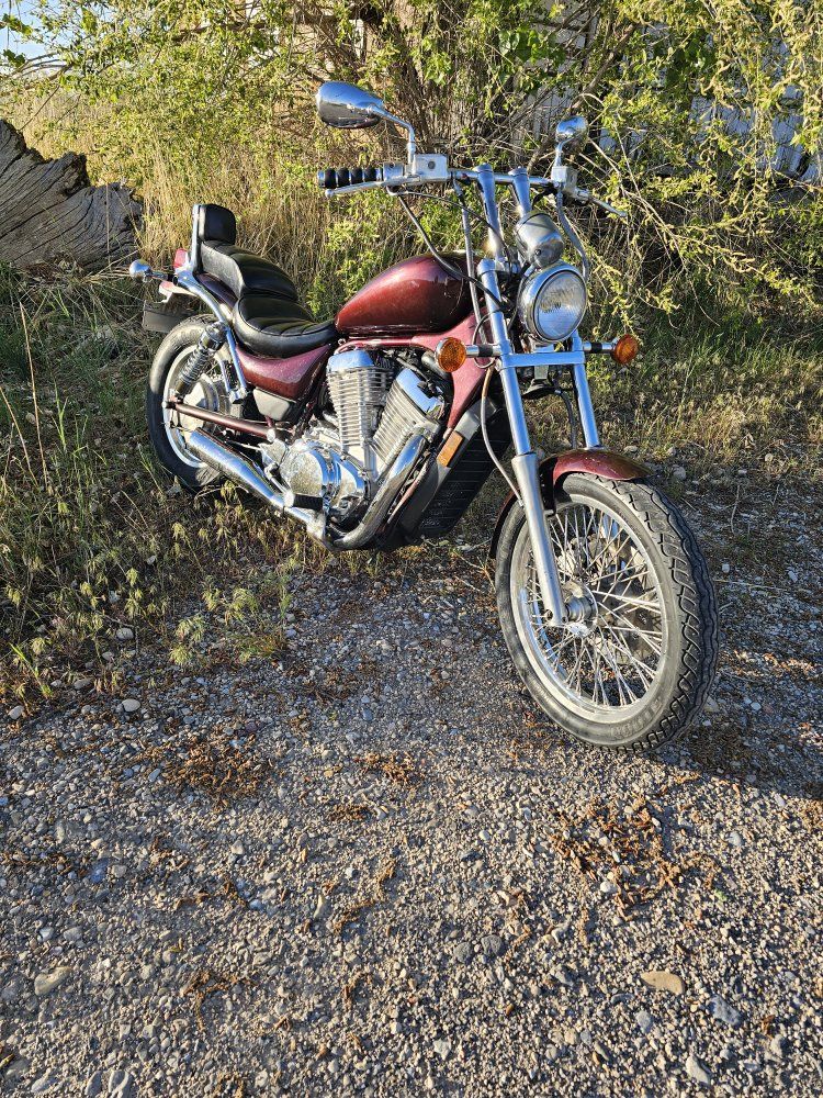 1986 intruder 700cc rare motorcycle trade or sell