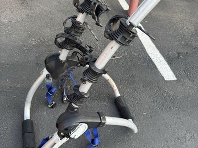 Thule Trunk Mount 3-Bike Rack