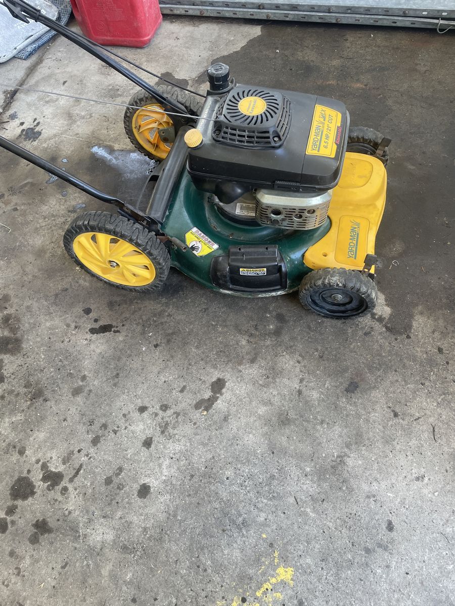 Yard man Kawasaki