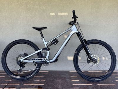 2026 Specialized Stumpjumper 15 Comp Evo - 1 month old (S5)