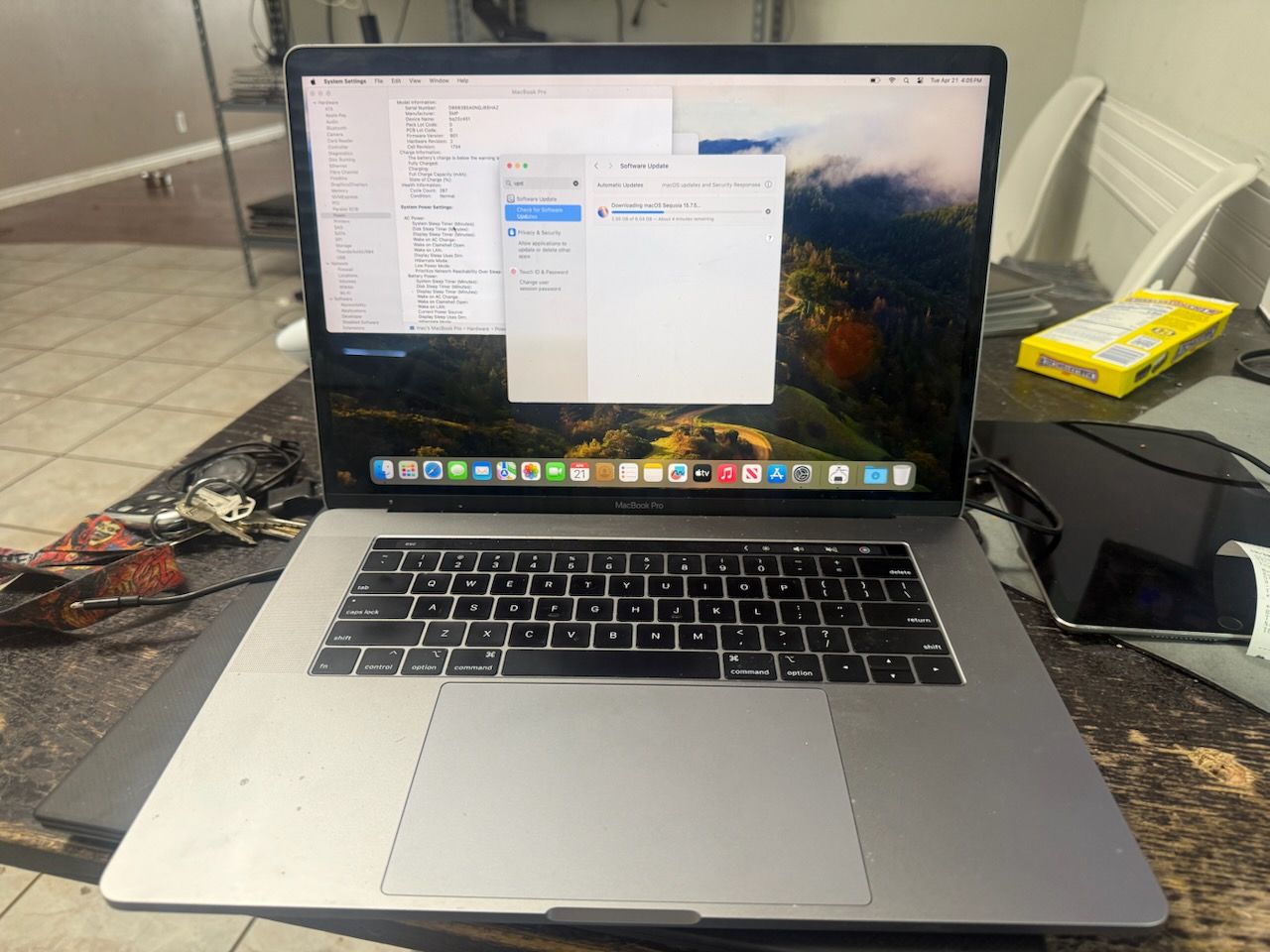 INSANE DEAL ON 15in macbook pro i7/16gb/256gb 4gb graphics excellent condition w/warranty