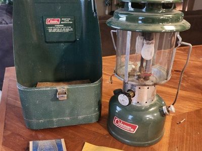 Coleman 220F Lantern