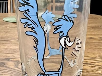 Vintage Pepsi Collector Series Road Runner Looney Tunes 16-ounce Glass Cup #(1)