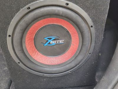 Xsite Subwoofer in Enclosure - Powerful Bass for Your Car Audio System