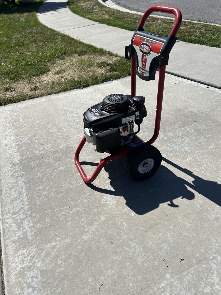 Simpson/honda pressure washer