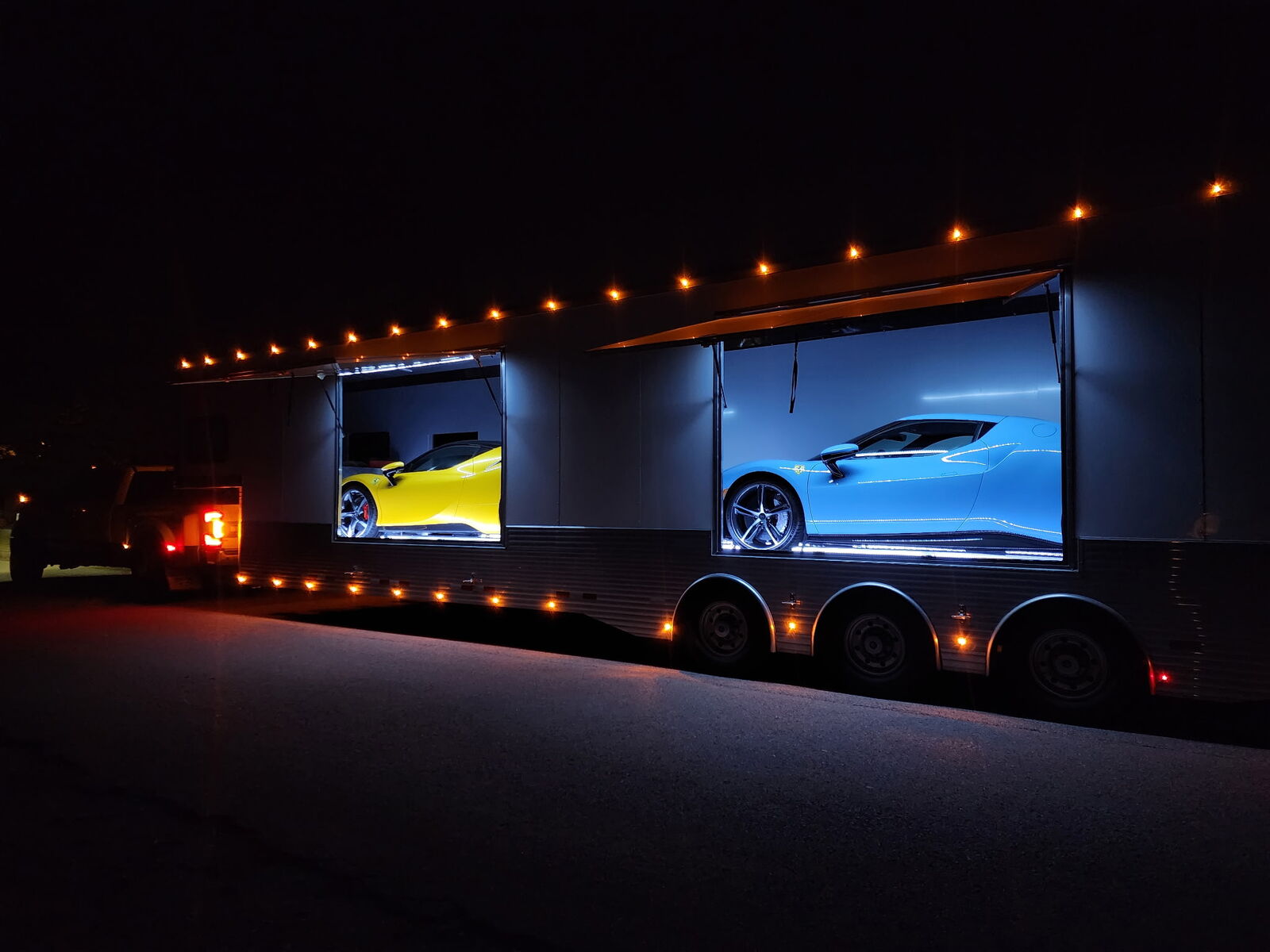 Sundowner 8.5x48 Gooseneck 21k GVWR Car / Toy Hauler All Aluminum Enclosed