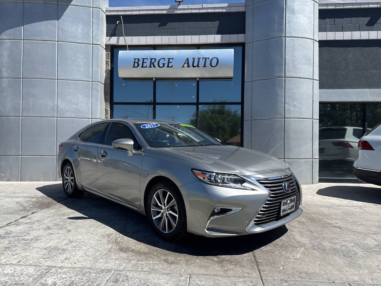 2017 Lexus ES Base