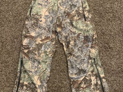 Kings Desert Shadow Camo Hunting Bib Pants with Suspenders Used