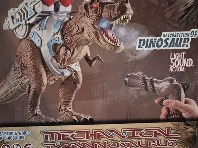 New Wen Sheng remote control Dino Tyrannosaurus Rex Toy Set with Blaster Lights Sounds Mist Spray