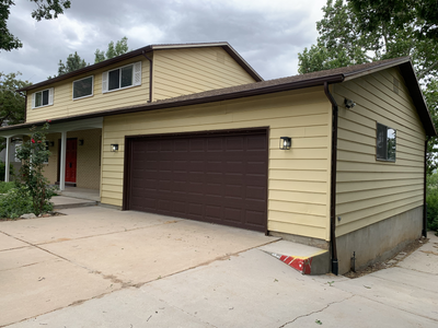Vinyl Siding | Siding Repair | Siding Replacement | Exterior Siding Contractor | Juan's Roofing and Construction