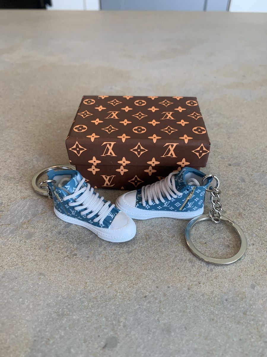 LV mini shoe keychain 