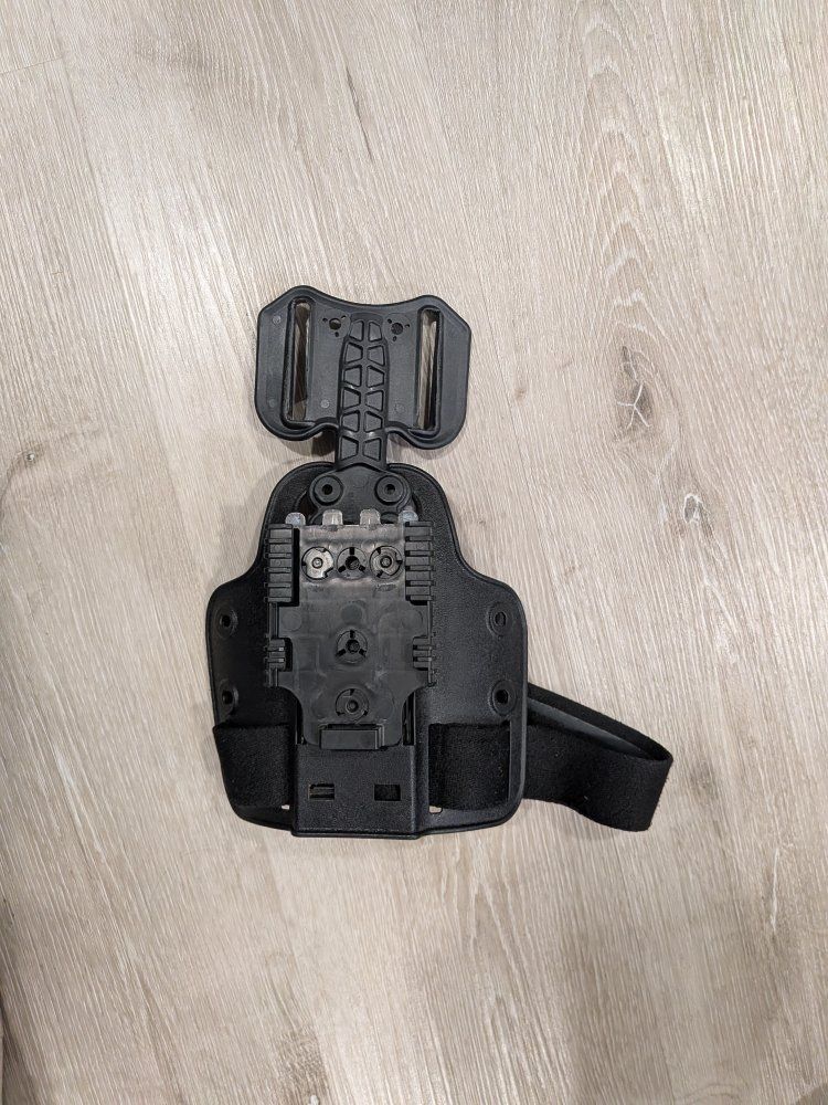 Safariland Black Universal Fit Tactical Thigh Holster Platform