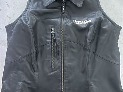 Women’s large Harley vest