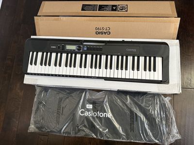 Casio_CT-S190 61-key Portable Keyboard/piano Bundle.