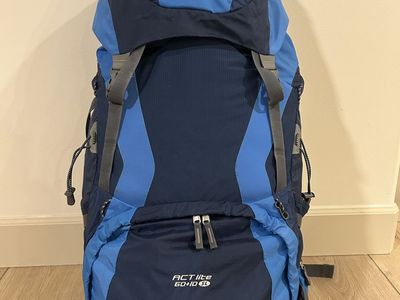 Deuter ACT Lite 60+10 SL Backpack Blue Internal Frame Hiking Backpacking