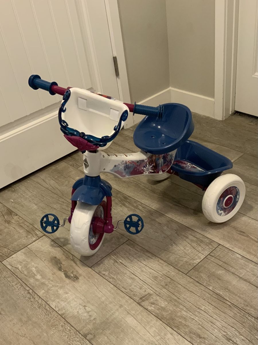 Huffy Frozen 2 Girl’s Trike