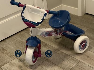 Huffy Frozen 2 Girl’s Trike
