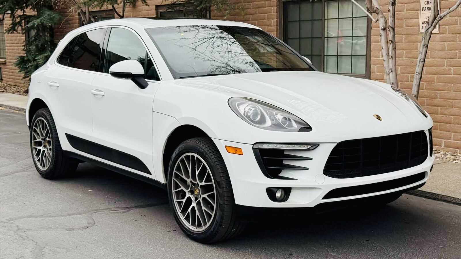 2016 Porsche Macan S