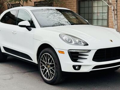 2016 PORSCHE MACAN S