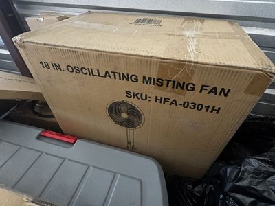 18 in. Oscillating Misting Fan HFA-0301H - New in Box for Cooling