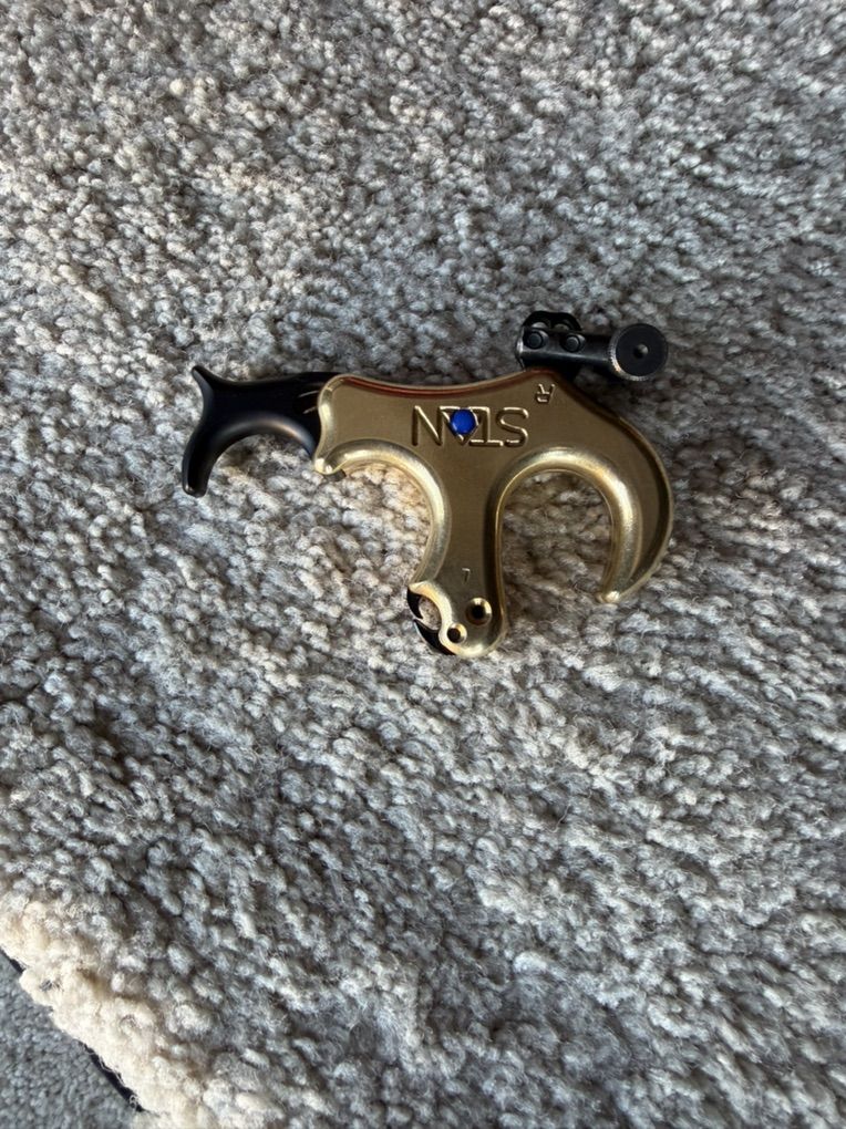 Large Stan Onnex Resistance