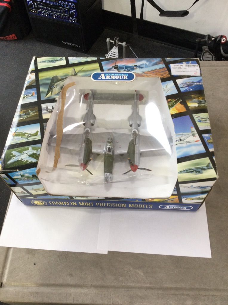 P38 Lightning Plane Model