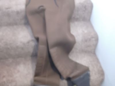 Hodgman chest high fishing waders Size 9