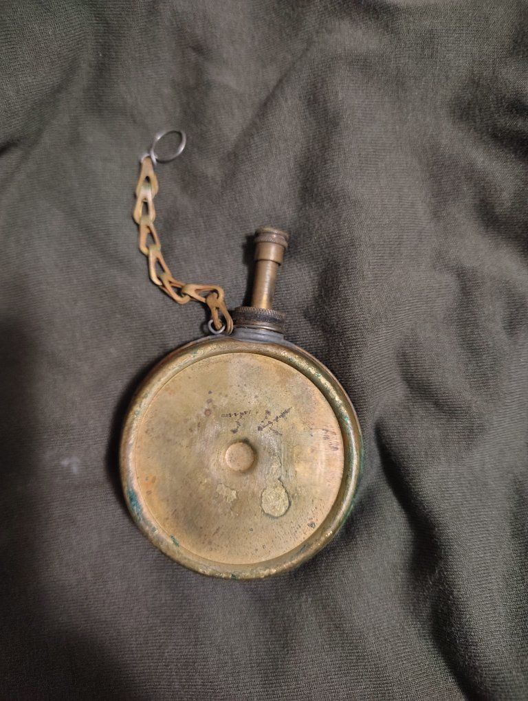 Vintage Brass Oiler Can with Chain - Antique Collector's Item