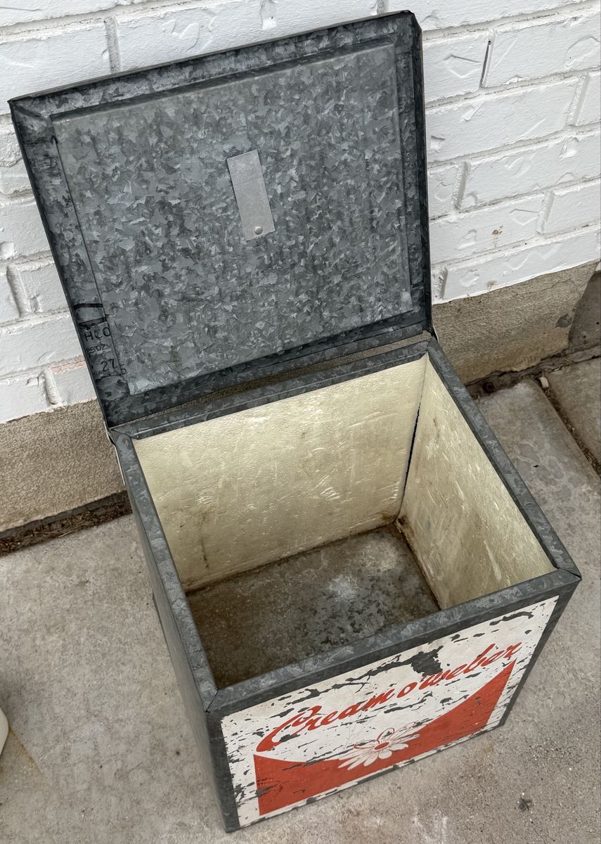 Main image 3