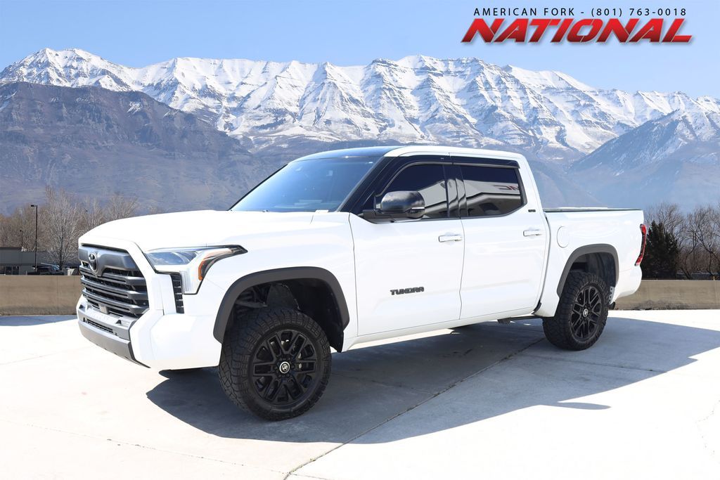 2022 Toyota Tundra SR5