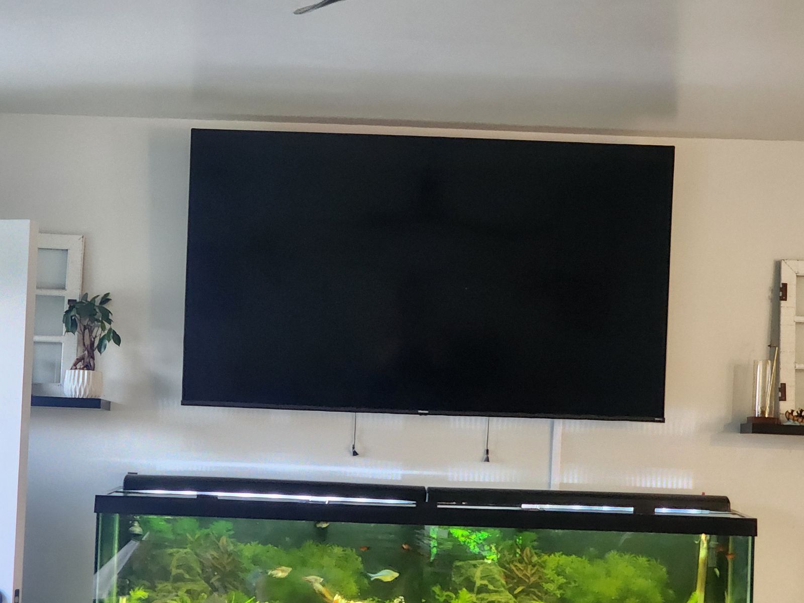 58" Hisense Smart TV