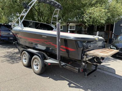 2004 23' Centurion Avalanche C4 Wakeboard Boat - Black/White with Red Accents, World Championship Edition