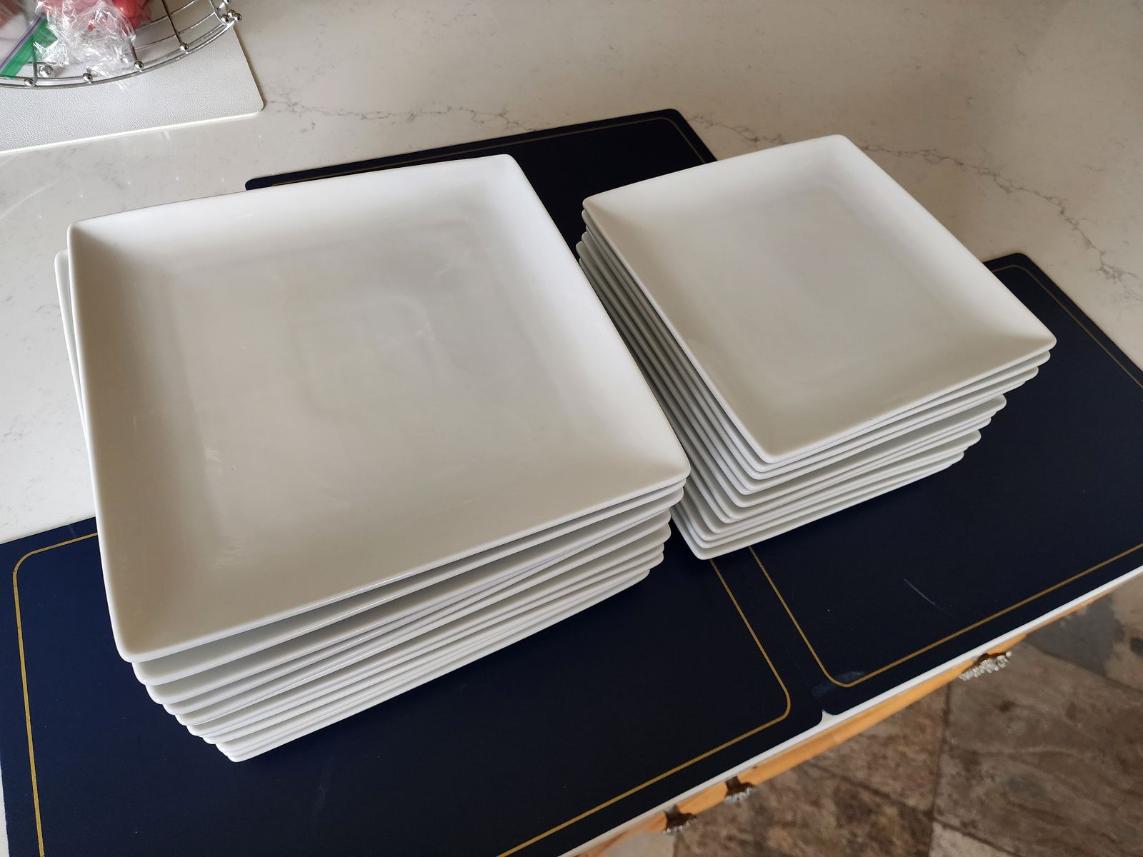 2 Dozen Plate Set, Libbey