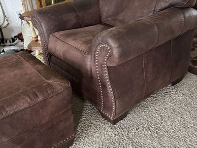 Recliner Chair With Ottoman