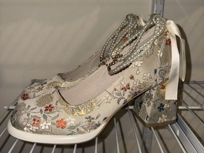 3 pair Temu Shoes/boots women’s size 6