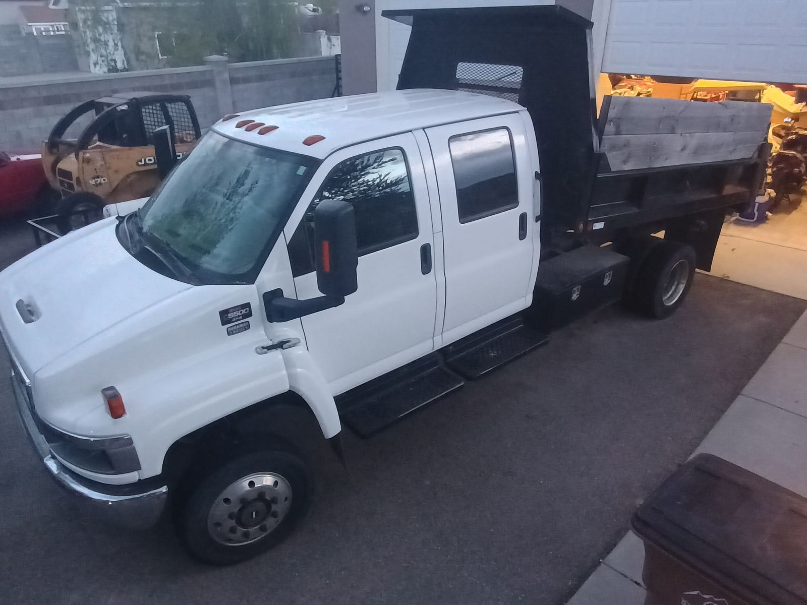 Chevy 5500 Crew Cab 4x4