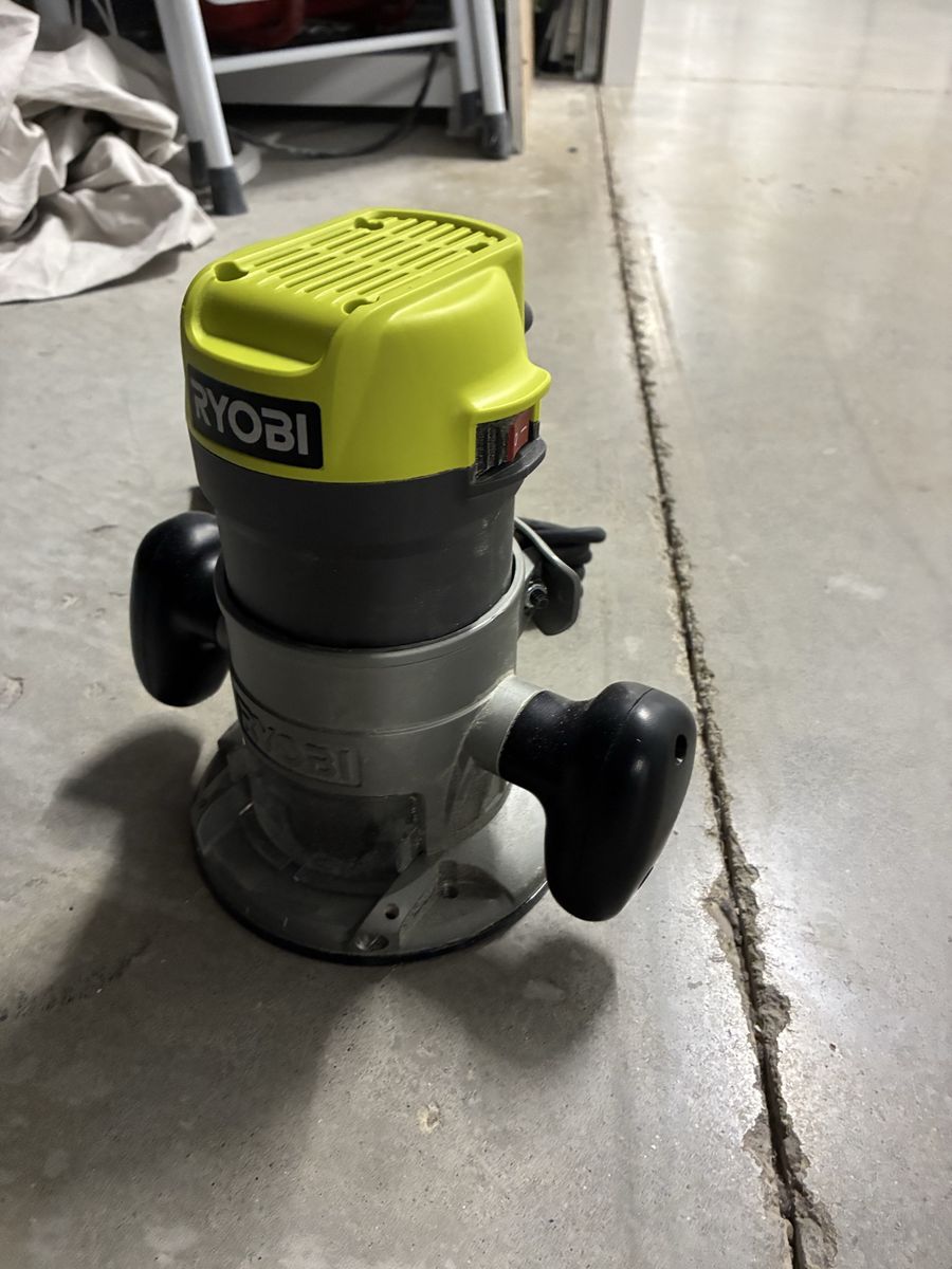 Ryobi Fixed Base Corded Wood Router Tool