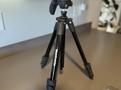 Manfrotto Tripod