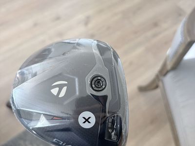 New Taylormade QI4D LS Driver. 9 deg X stiff