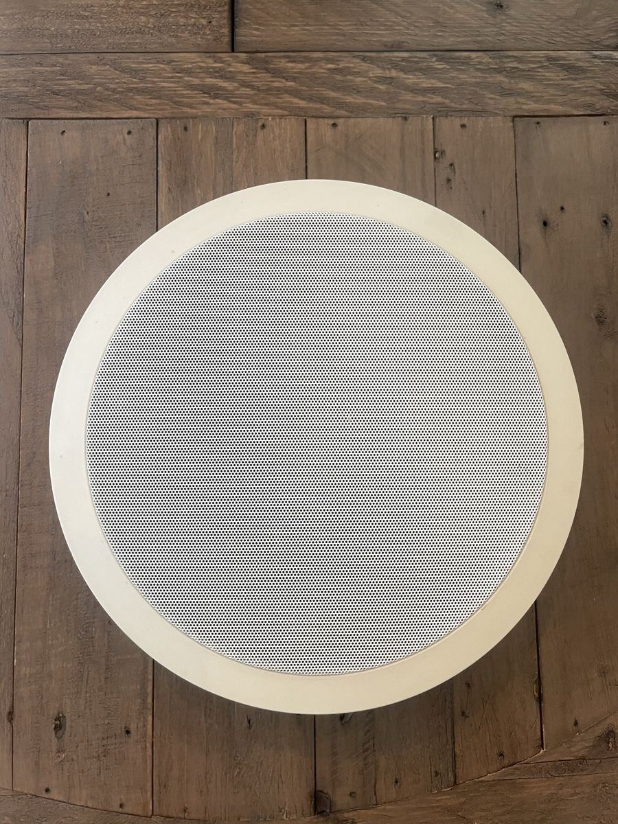 Main image 3