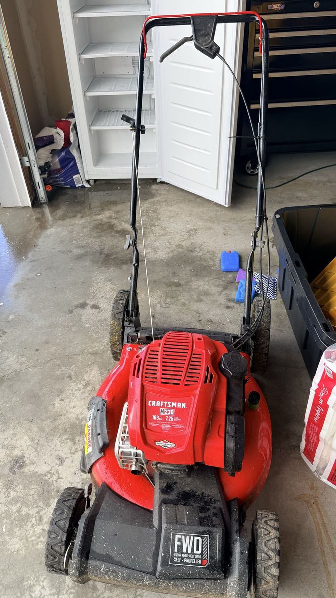Craftsman Lawnmower- Great Condition
