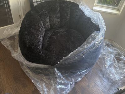 Luxurious Black Crushed Velvet Barrel Chair - brand new never used