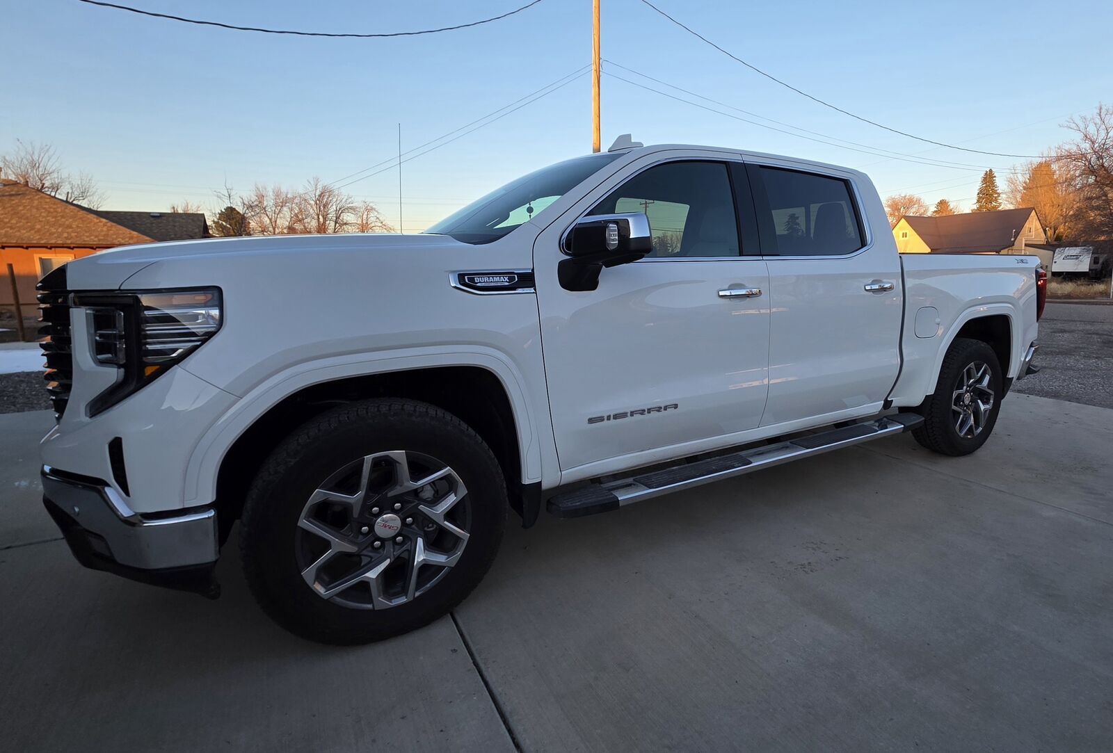 GMC Sierra 1500 crew cab SLT short bed