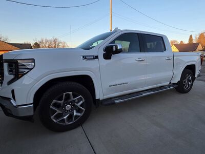 GMC Sierra 1500 crew cab SLT short bed
