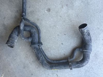 2006-2010 Lower Radiator Hose Chevy Silverado GMC Sierra LBZ LMM Duramax Diesel