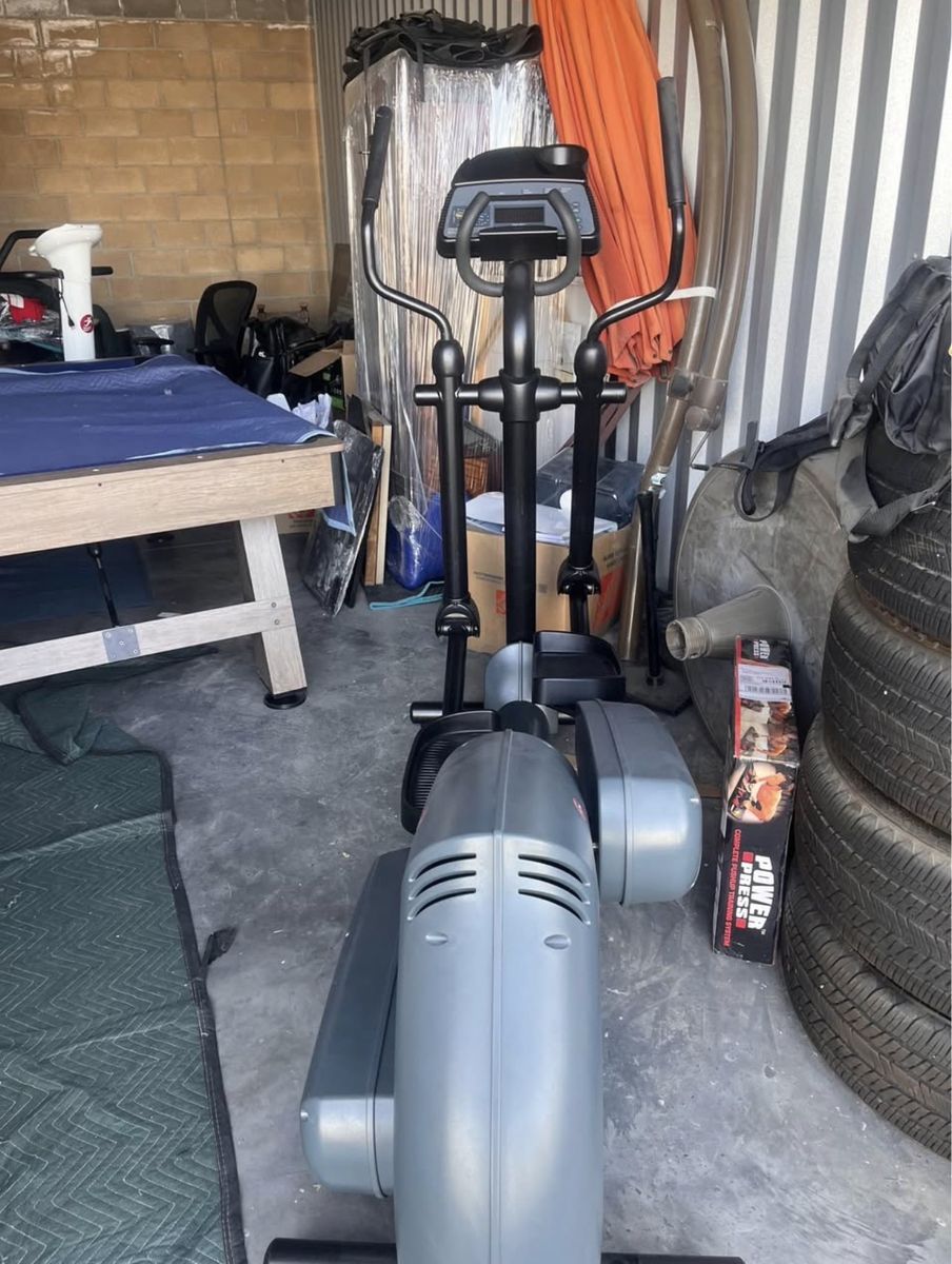 Used Life Fitness 9100 Elliptical