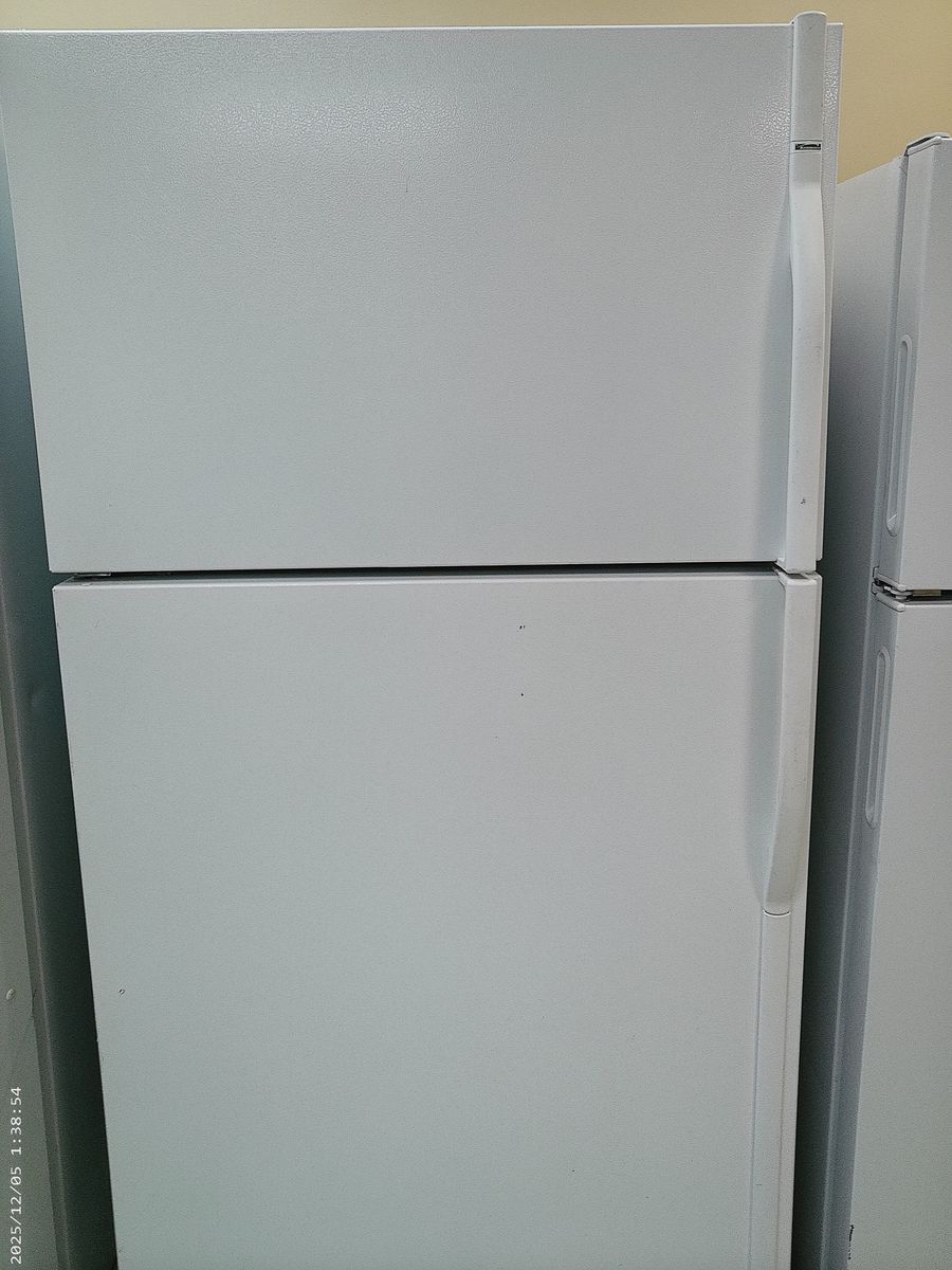 Whirlpool 20 cf Top Freezer Refrigerator~90 Day Guarantee